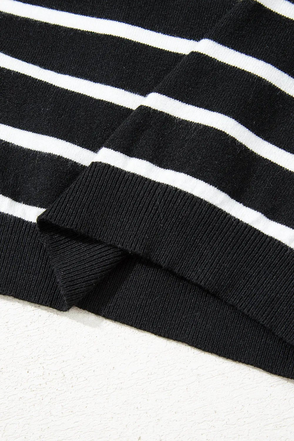 White Stripe Ribbed Trim Round Neck Bubble Sleeve Knitted Top - Love Salve